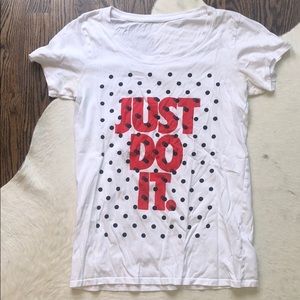 White Nike athletic t